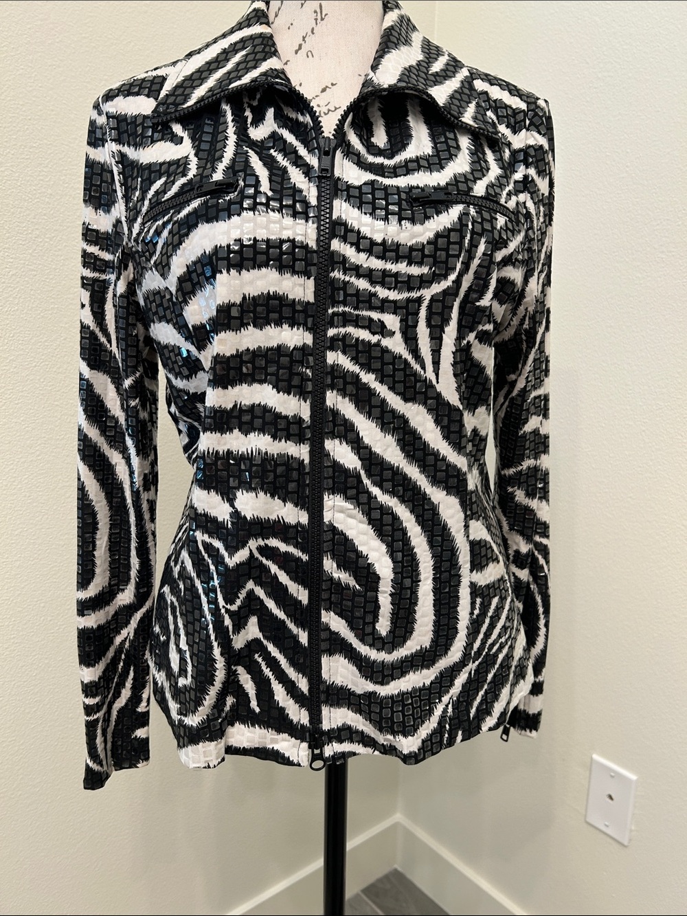 Clara S. Black & White Zebra-Print Zip-Front Jacket